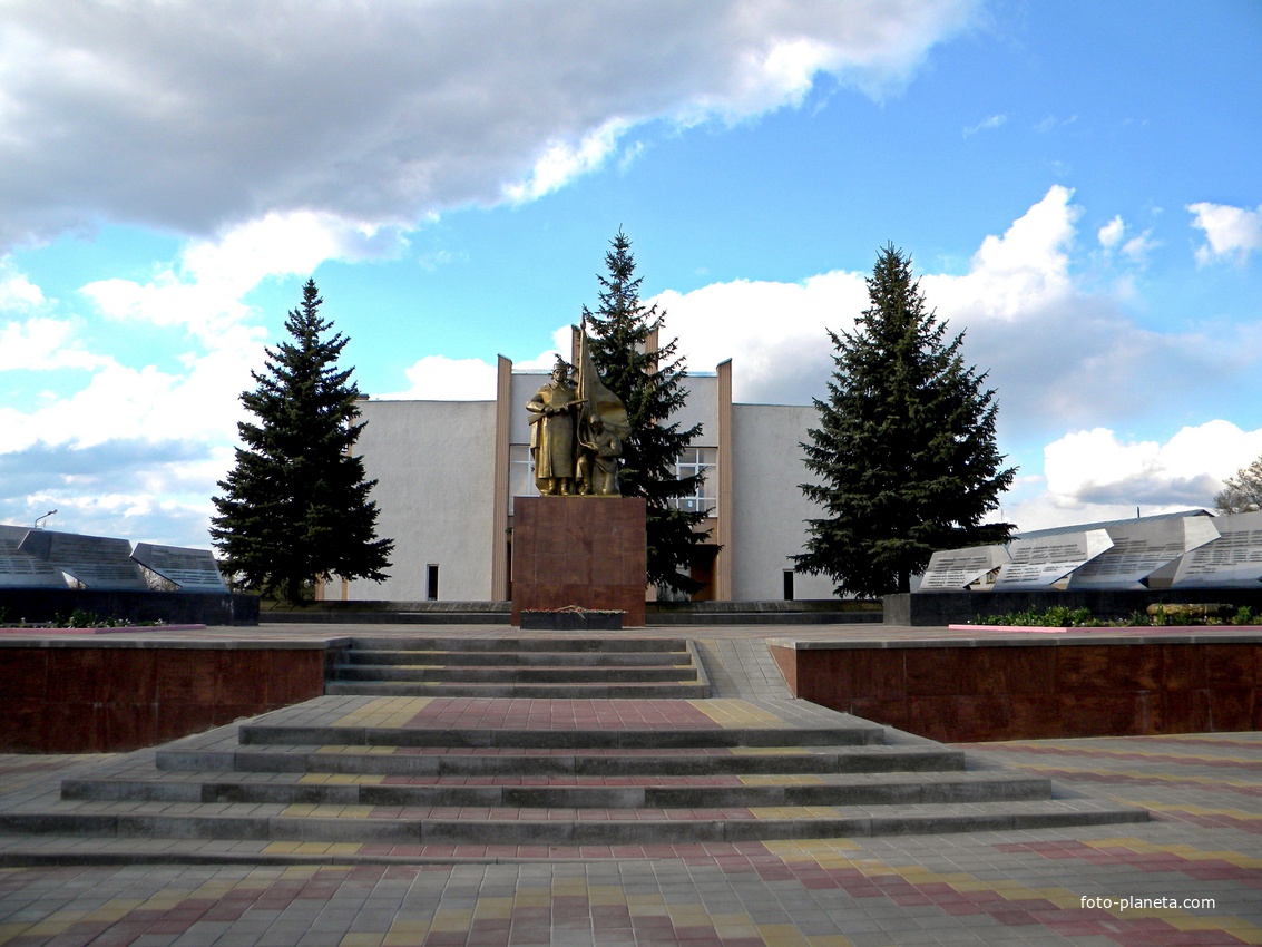 Мемориал Воинской Славы в селе Верхопенье