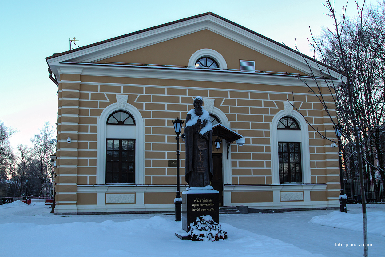 Памятник Сергию Радонежскому