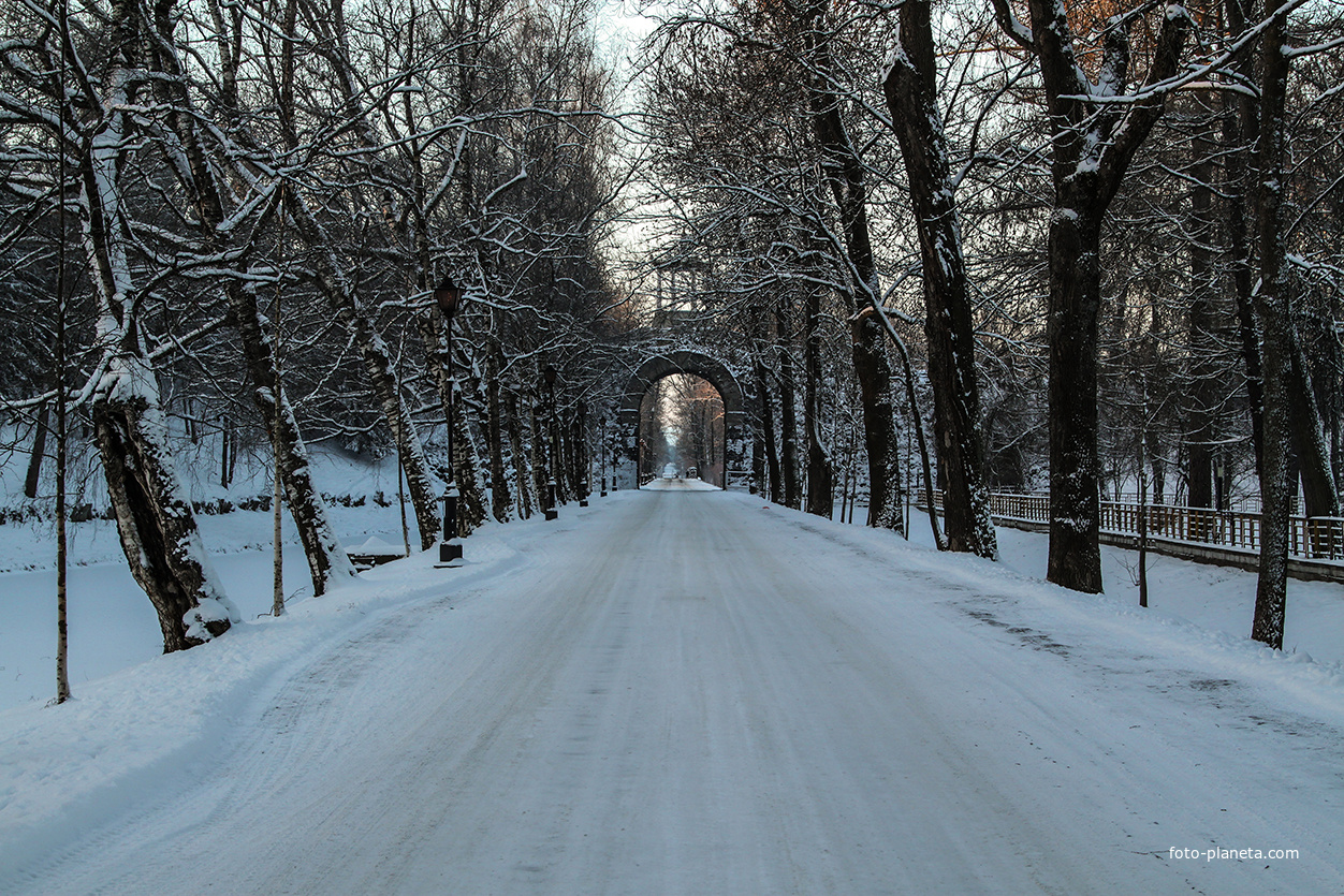 Подкапризовая дорога