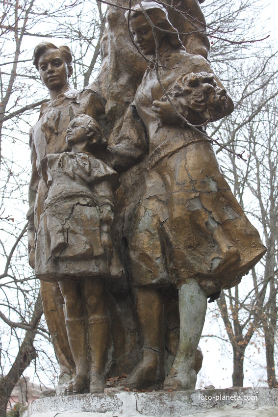 Обоянь. Скульптура советского периода.