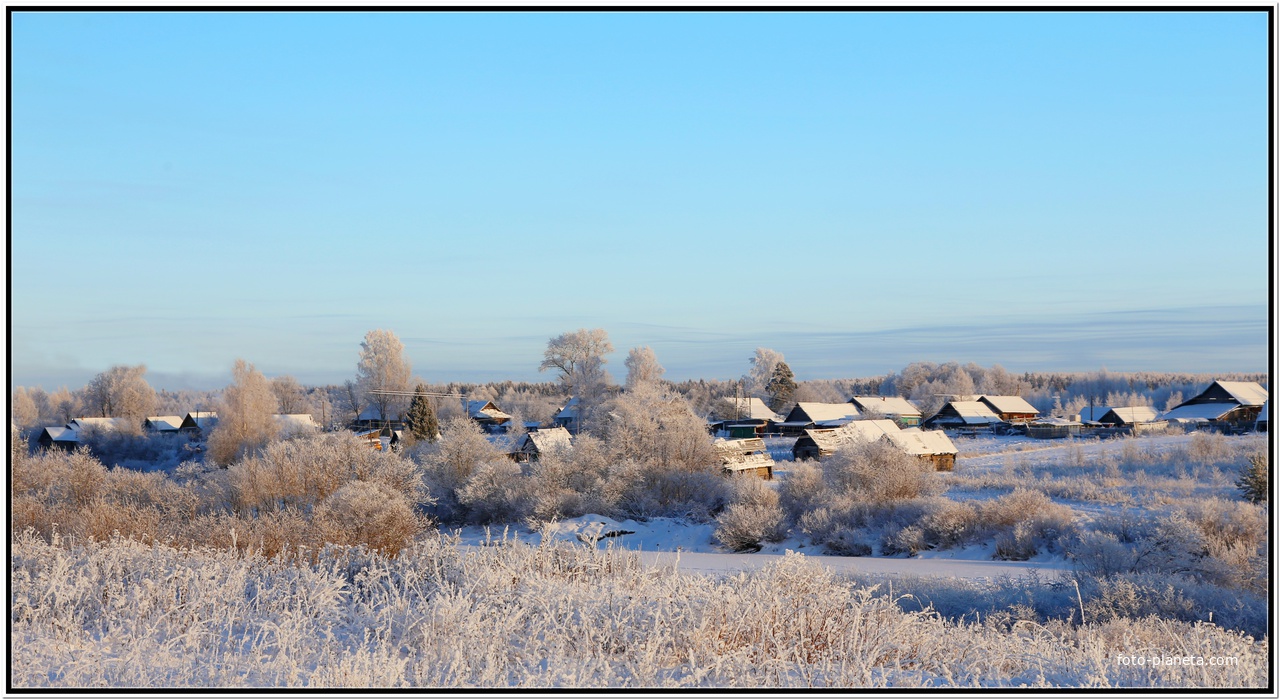 За рекой Цна.