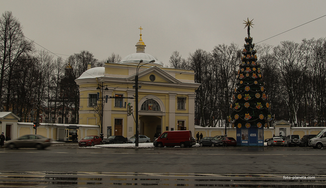 Площадь Александра Невского