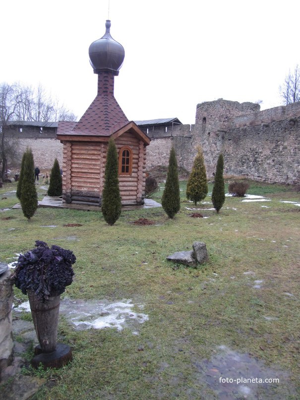 Порховская крепость, часовенка