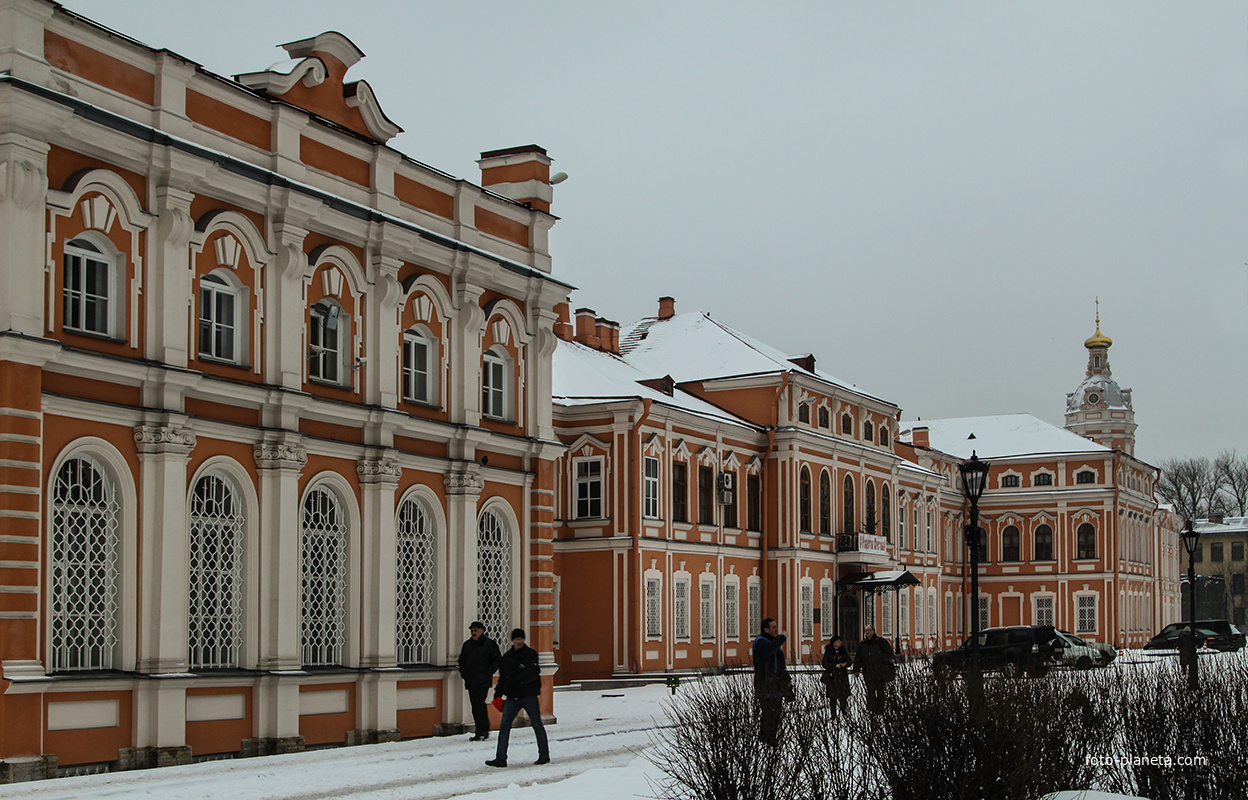 Митрополичий корпус Лавры