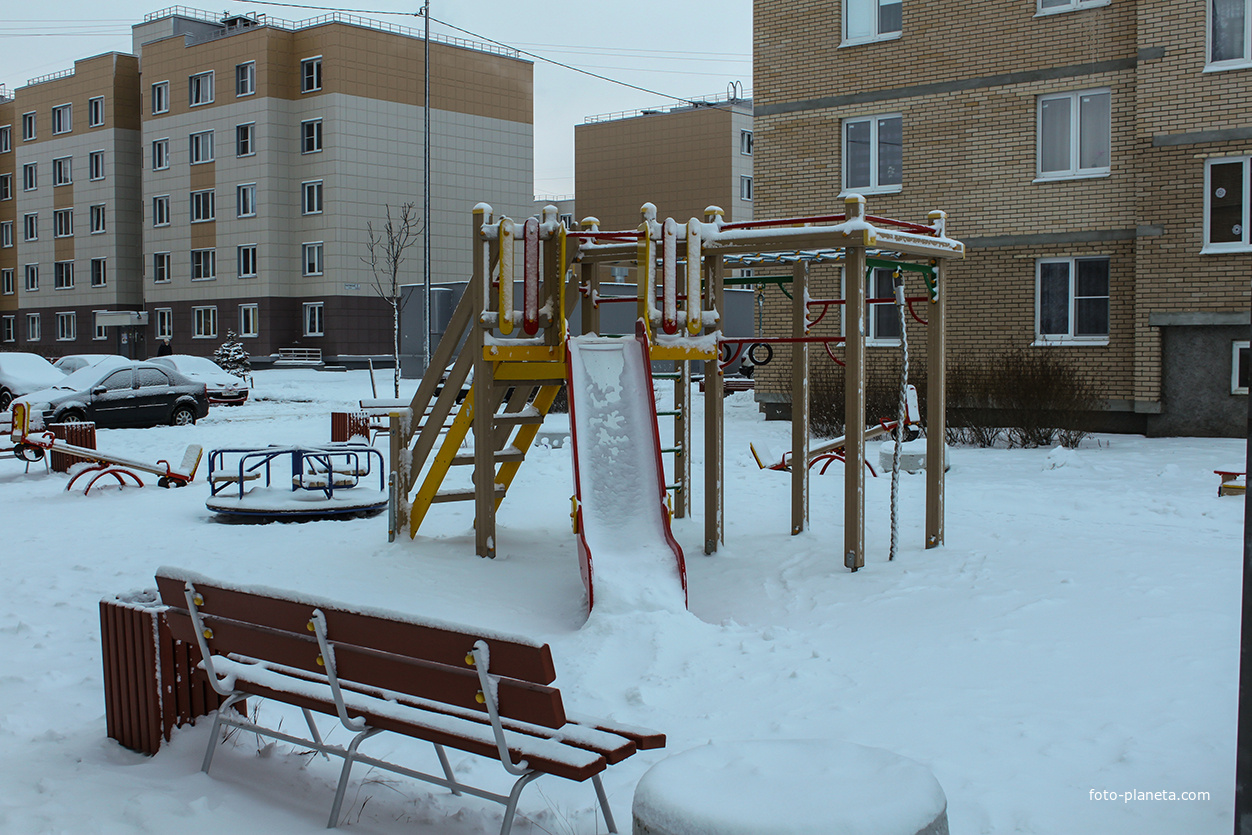 Двор на улице Ростовской