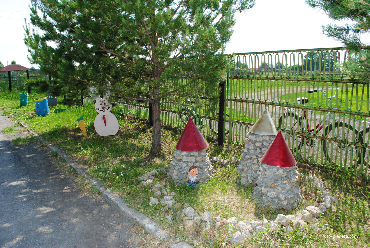 Школьный двор