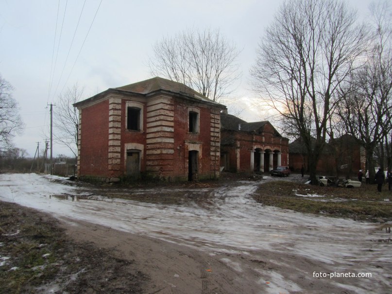 Усадьба Строгановых в Волышово