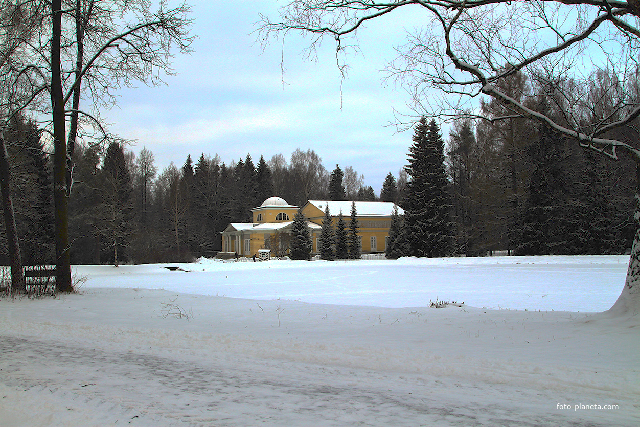 Павловский парк