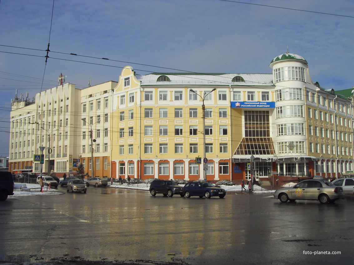 Орёл. Пенсионный фонд, слева здание ЦНТИ | Орловский район | Фотопланета