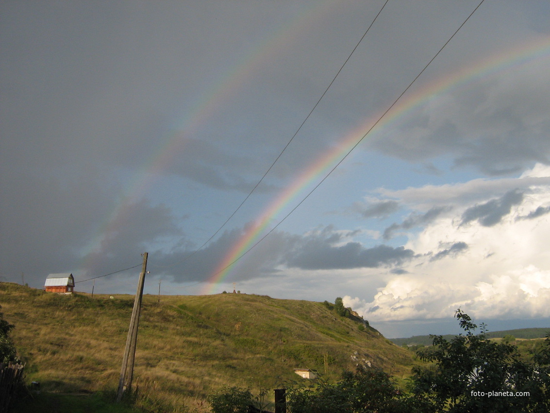 две радуги над Кочебахтинской горой 2