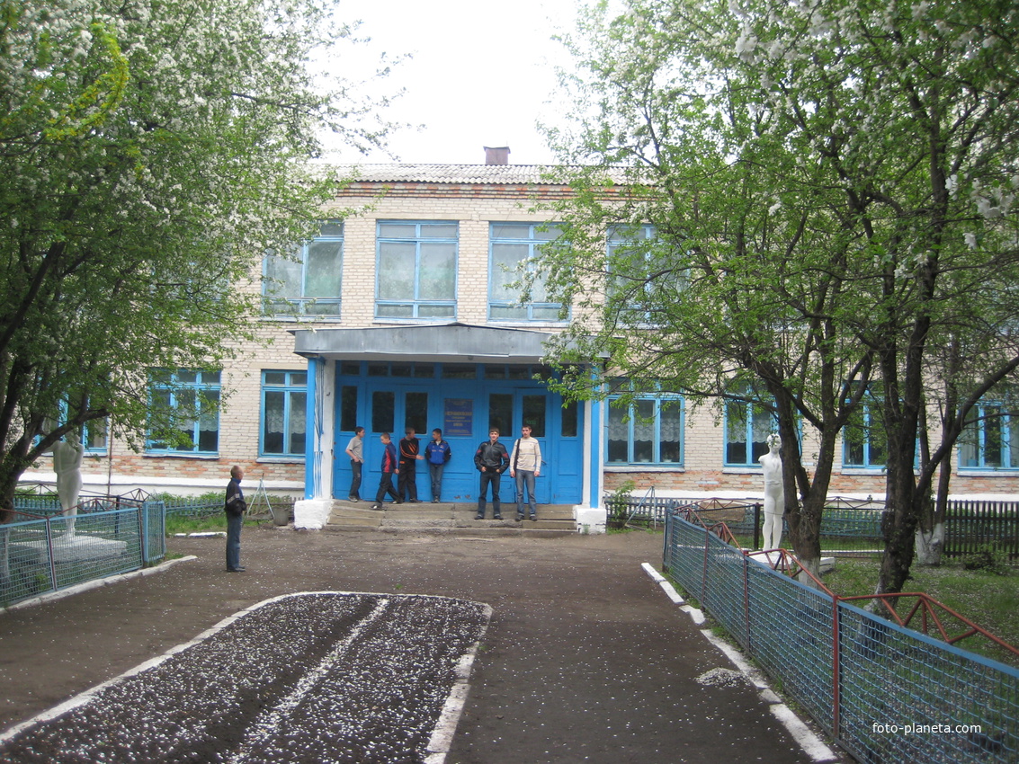 МКОУ 1 - Петропавловская средняя общеобразовательная школа