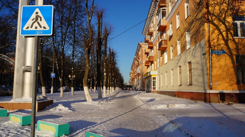 Пешеходная часть проспекта Победы