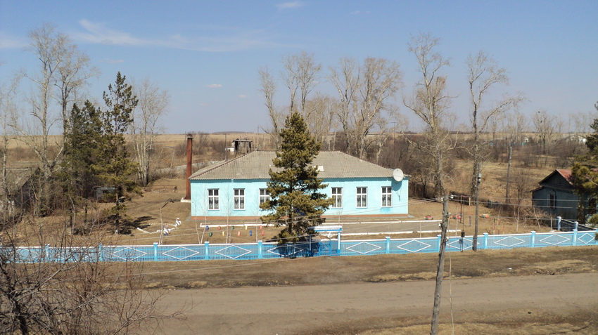 Погода ивановское амурской. Село Луговое Ивановский район Амурская область. Село Борис-Романовка. Дмитриевка Казахстан. Село Приозерное Амурская область Ивановский район.