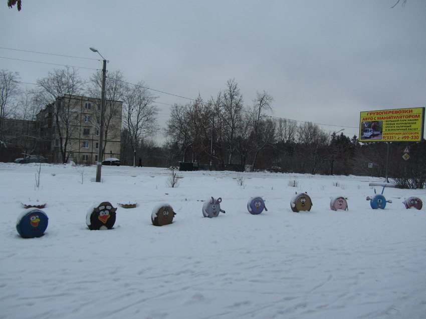 ул Победы, на детской площадке