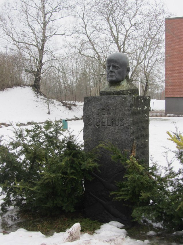 Памятник  Яну  Сибелиусу