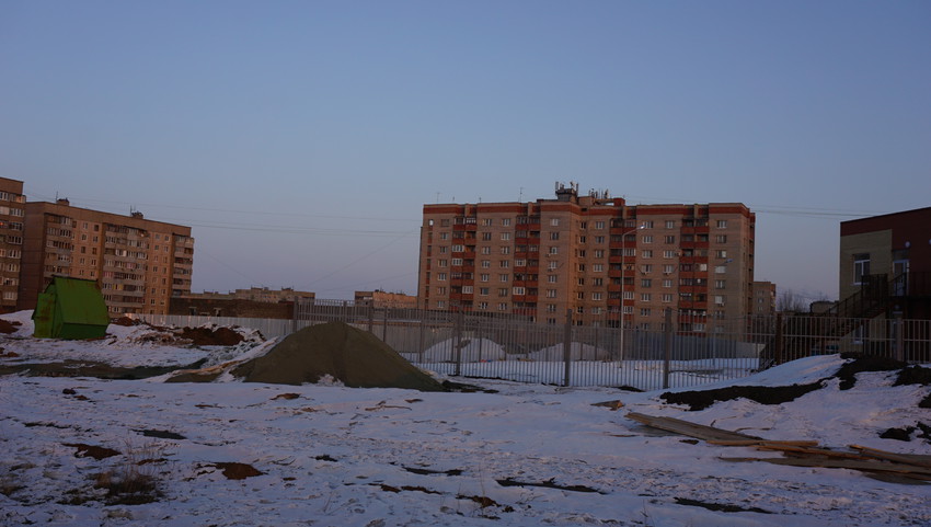 На улице Беляева.