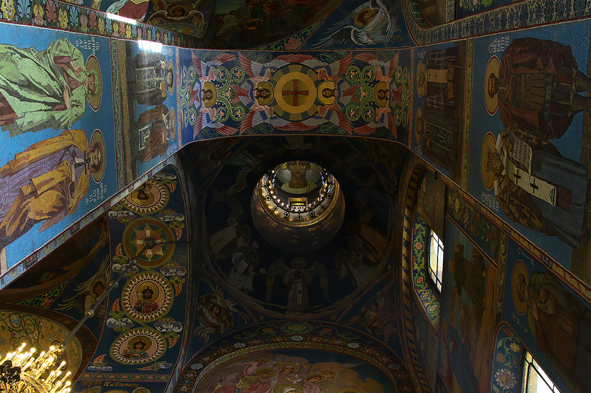 Мозаика в храме Спаса-на-Крови