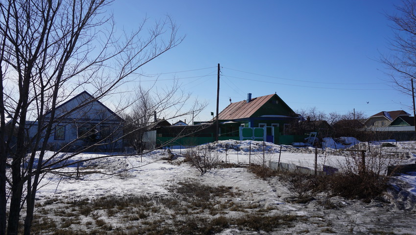 На улице Ялтинской.