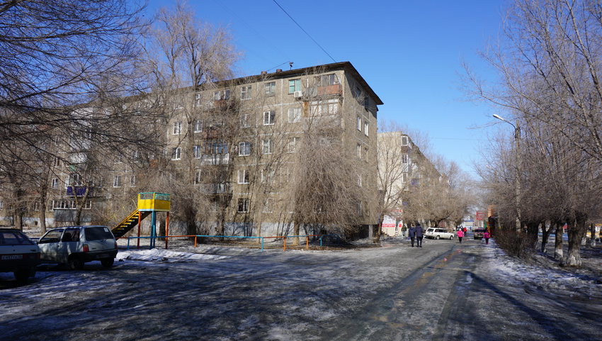 На Новотроицком шоссе.