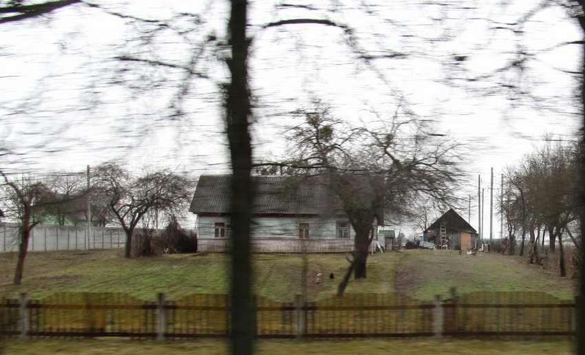 Дом деревни Партизанская