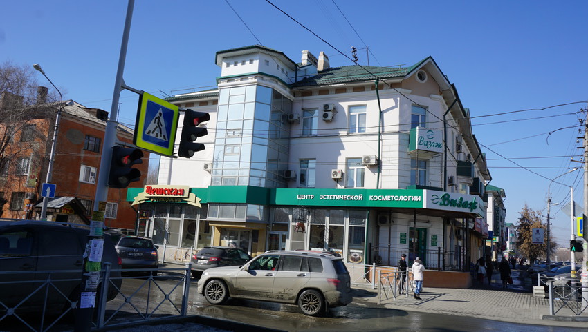 На проспекте Ленина.