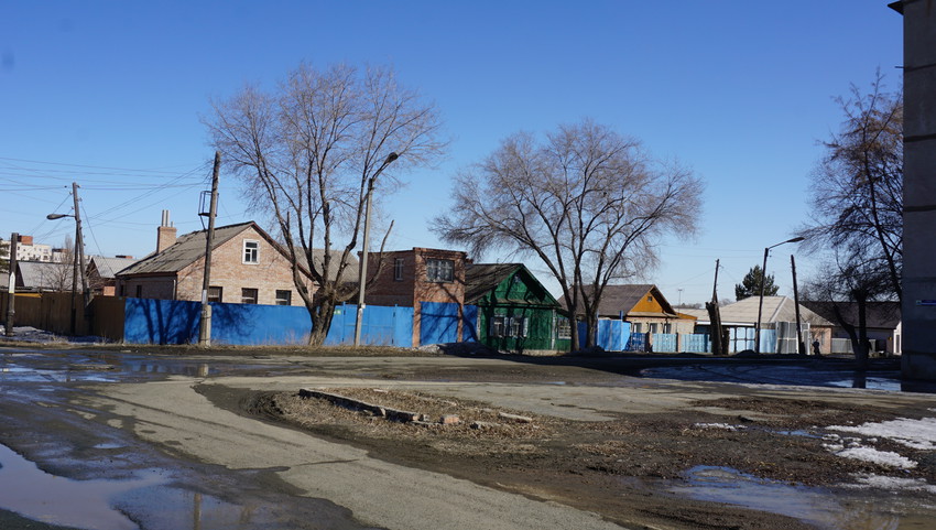 На Новосибирской улице.