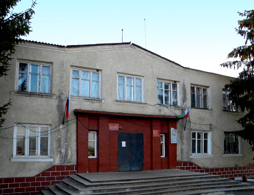 Здание администрации в селе Дорогощь