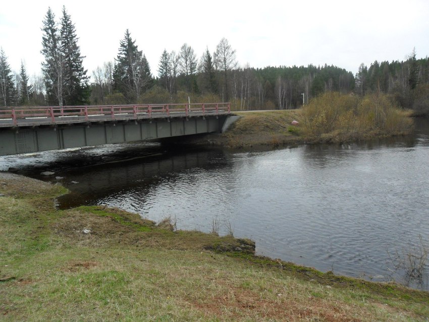 мост через р.Кардойку в д. Карай