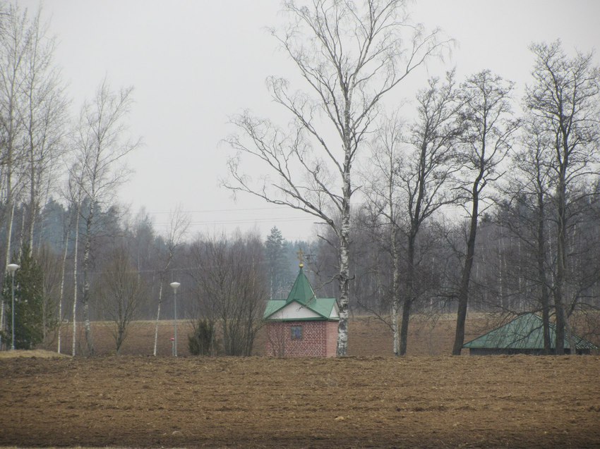 Куремяэ. Успенский Пюхтицкий женский монастырь. Источкик со святой водой