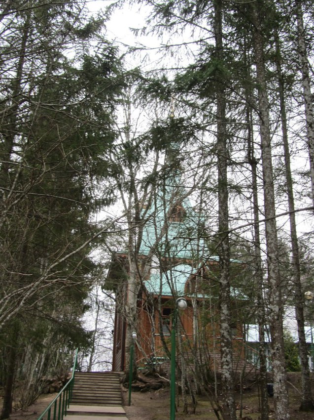 Куремяэ. На территории Успенского Пюхтицкого женского монастыря.