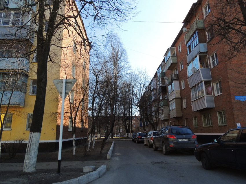 Первомайская улица