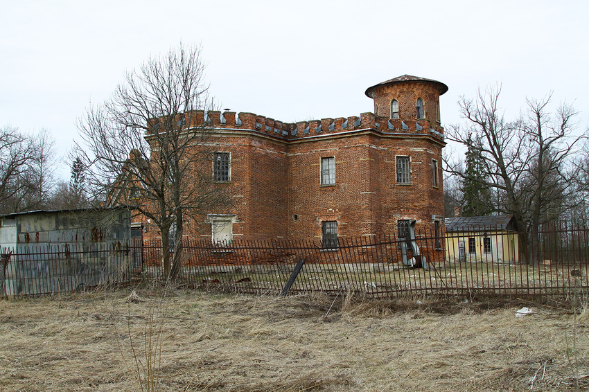 Пенсионерная конюшня