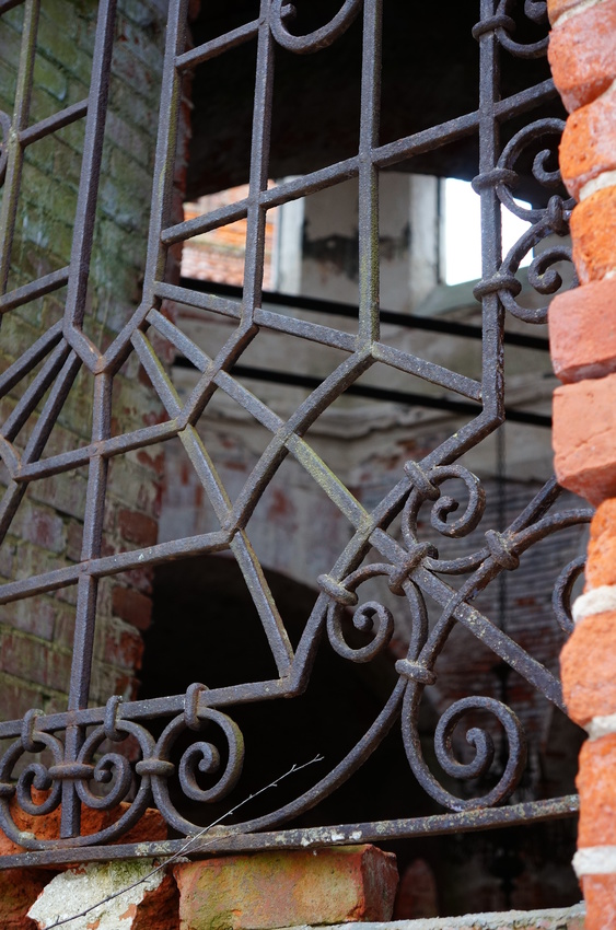 Церковь Рождества Пресвятой Богородицы в Старом селе