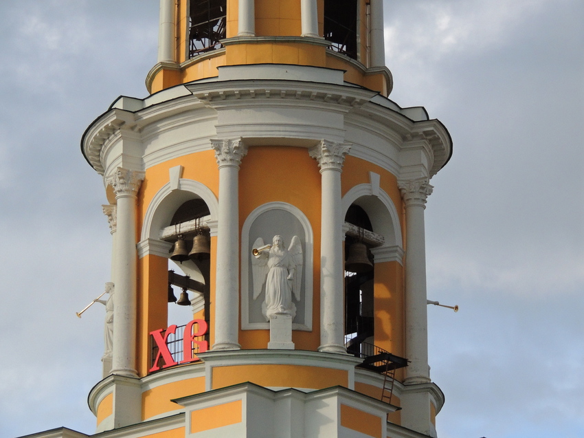 Колокольня Успенского собора