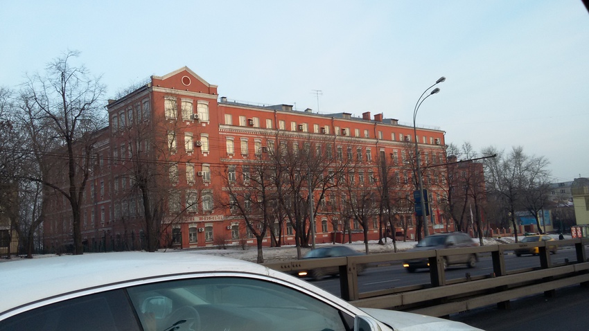 Здание казарм Даниловской камвольной прядильни (Московская академия экономики и права)