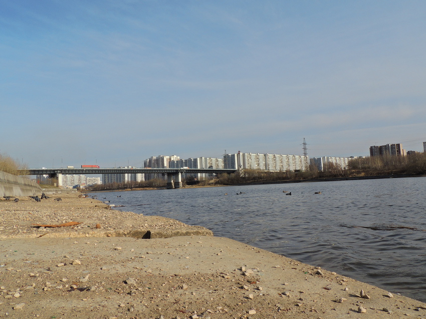 Река Москва в Братеево