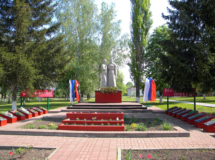 Памятник Воинской Славы в селе Илек-Пеньковка