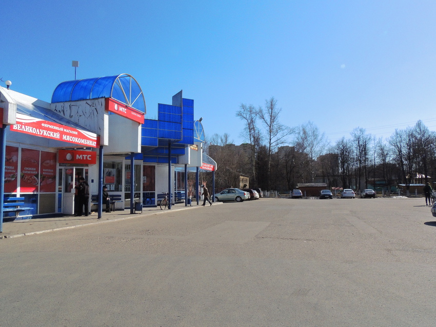 Чайковского улица, конечная автобусная остановка