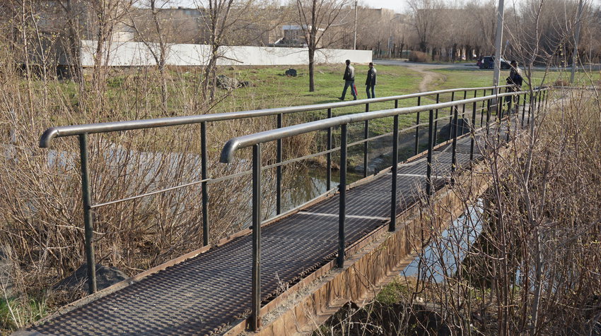 Мост пешеходный.