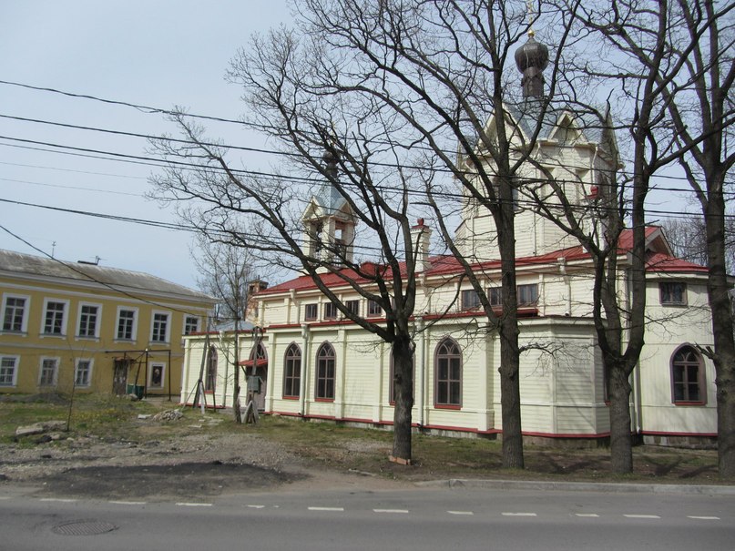 Иликовский проспект, Церковь свт. Спиридония Тримифунтского