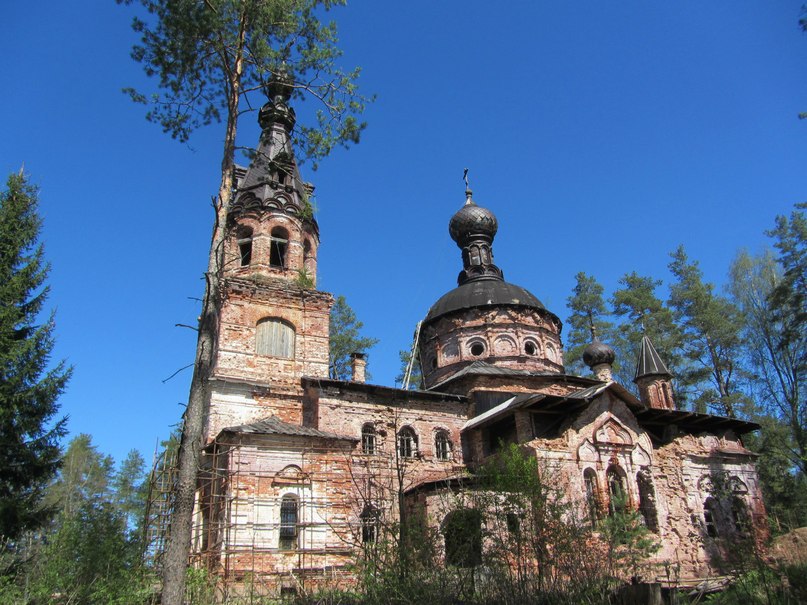 деревня Хотнежа. Покровскоя церквь начала XX века