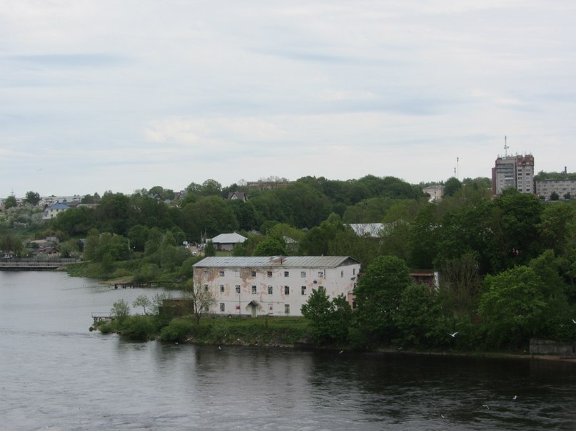 Ивангород, вид с эстонской стороны