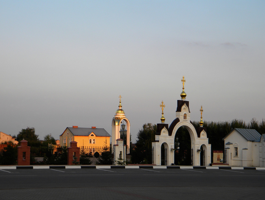 Петропавловский храм на закате дня