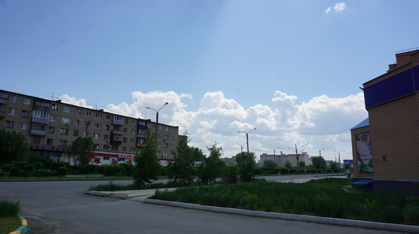 Улица Комарова.