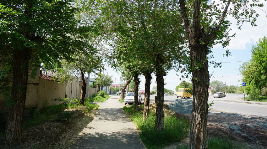 На Никеельщиков.