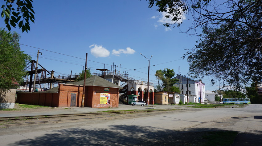 На улице Чекасина.