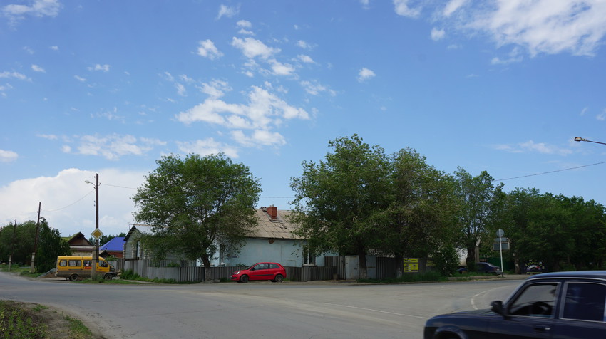 На Новосибирской улице.