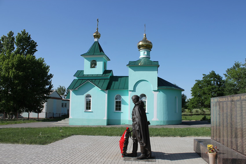 Храм-часовня в честь преподобного Сергия Радонежского в селе Мазикино