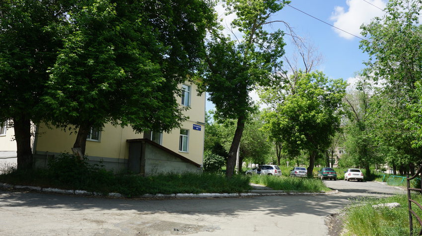 На Новосибирской улице.