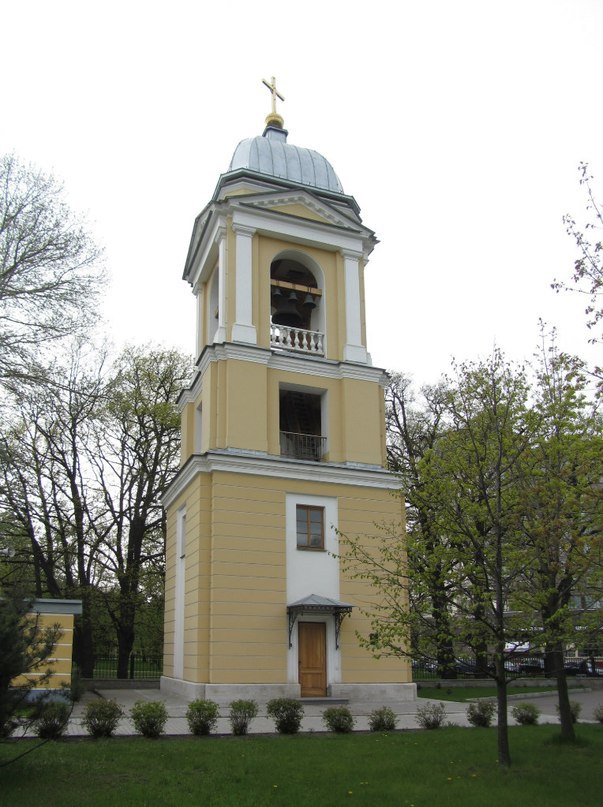 Храмовый комплекс: церковь  и колокольня Благовещенья Пресвятой Богородицы в Старой деревне